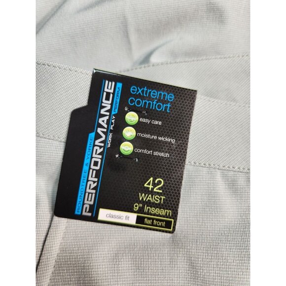 Roundtree & Yorke Performance Mens Shorts size 42 Light Gray Classic Fit - Picture 3 of 8